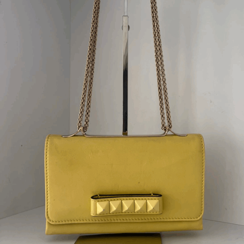 Bolsa Valentino Va Va Voom Rockstud Amarela